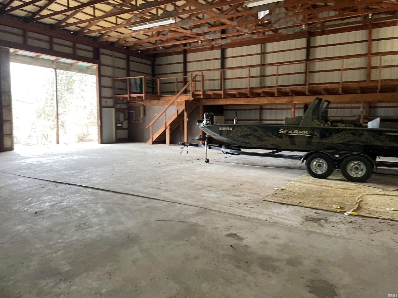 6240 sq ft building