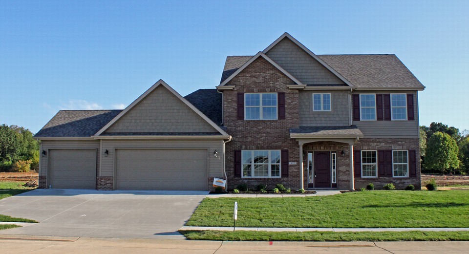 833 topsail trace - raineybrook